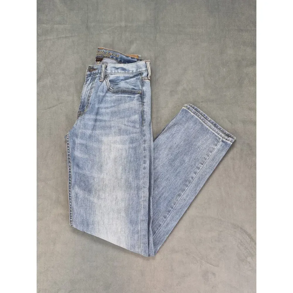 American Eagle Core Flex Original Straight 30x34 Light Washed Blue Jeans